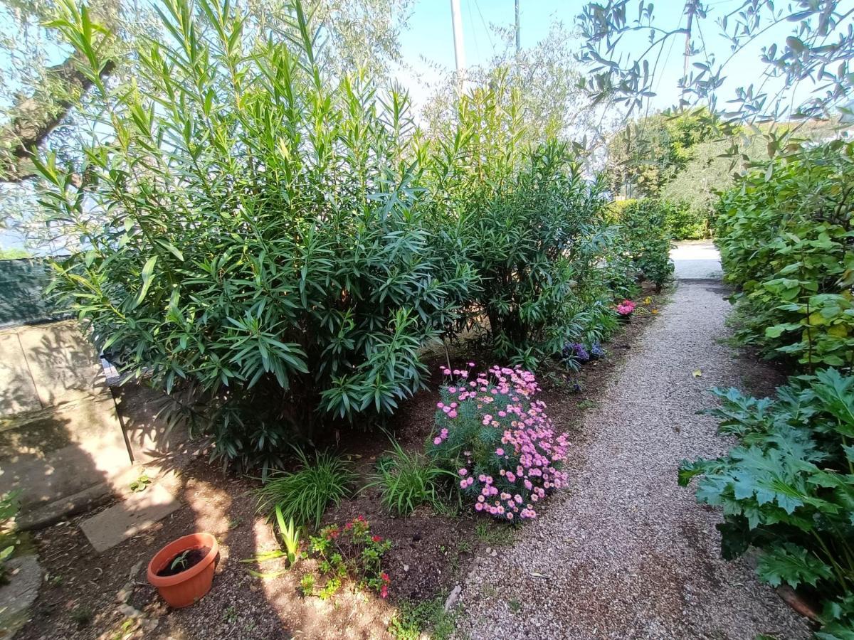 Lorena House Brenzone sul Garda Buitenkant foto