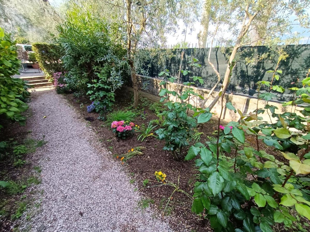 Lorena House Brenzone sul Garda Buitenkant foto