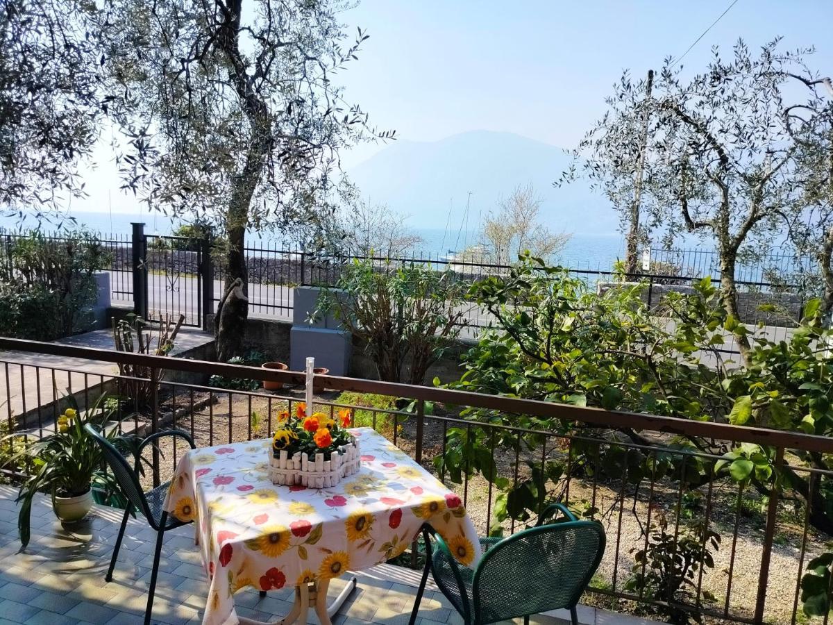 Lorena House Brenzone sul Garda Buitenkant foto