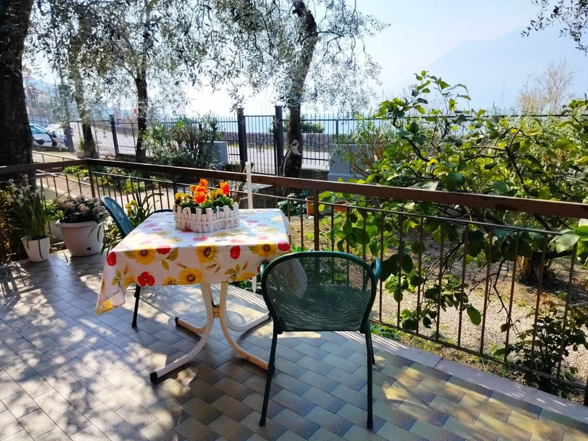 Lorena House Brenzone sul Garda Buitenkant foto