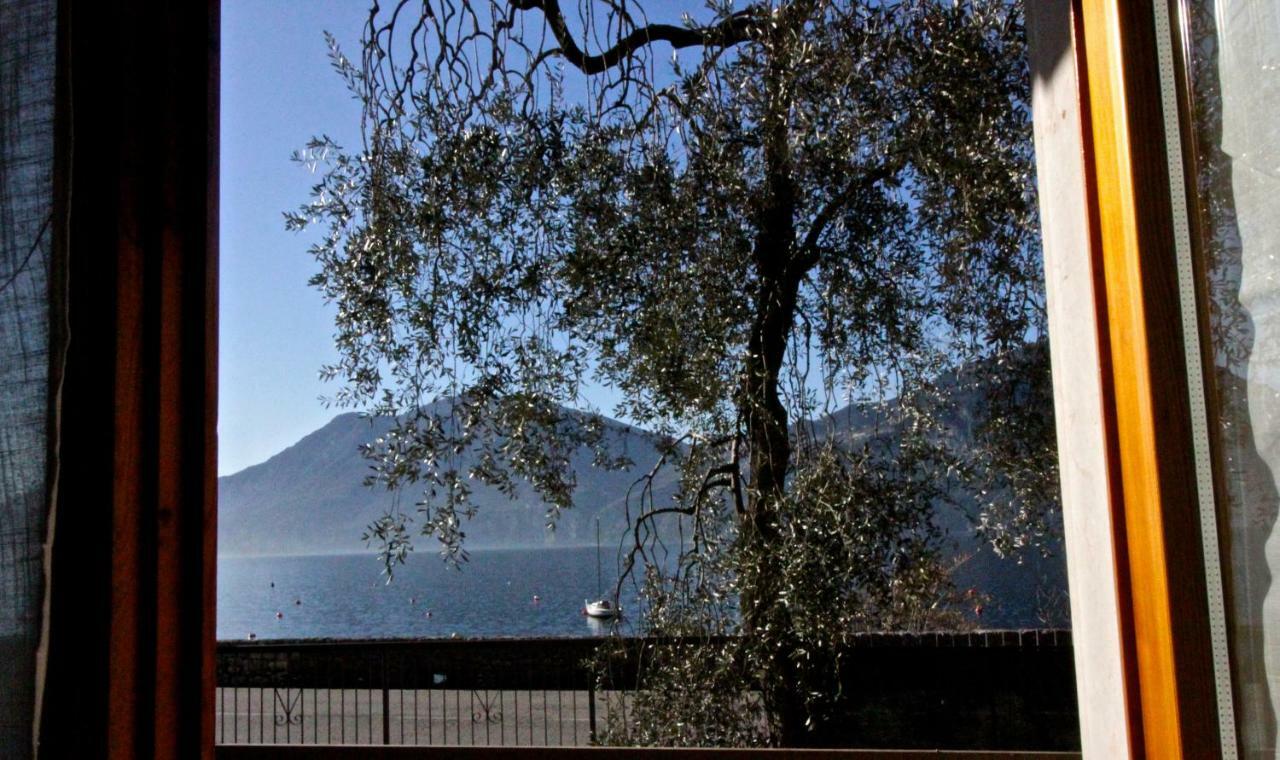 Lorena House Brenzone sul Garda Buitenkant foto